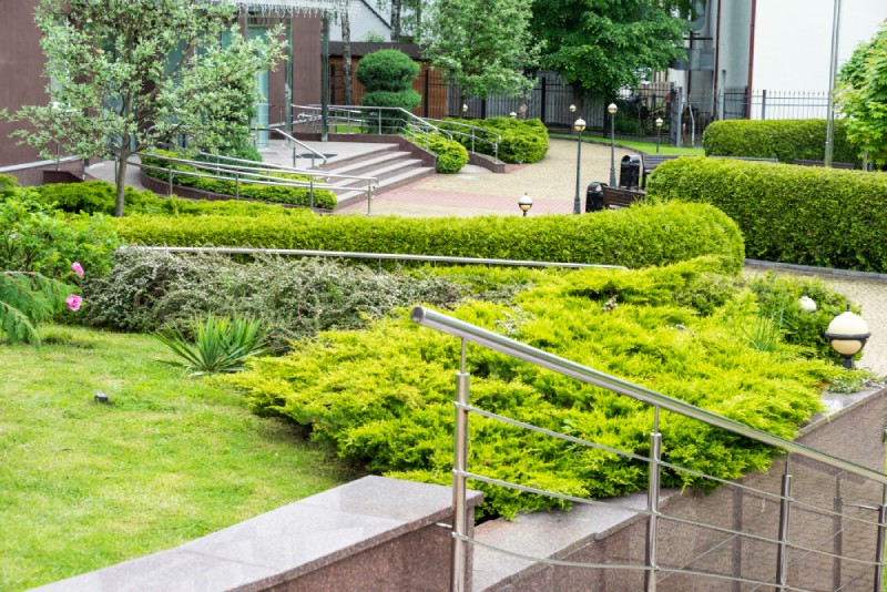 Commercial Landscaping Services in Oakville